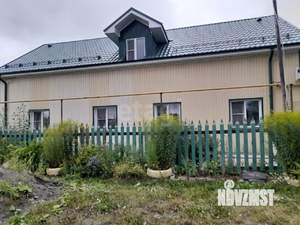 Дом 221м², 2-этажный, участок 8 сот.