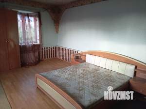 Дом 271м², 2-этажный, участок 9 сот.  