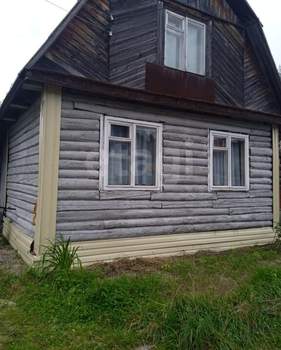 Дом 32м&sup2;, 2-этажный, участок 5 сот.  