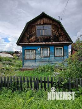 Дом 14м&sup2;, 2-этажный, участок 5 сот.  