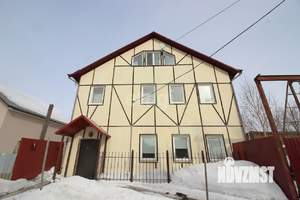 Дом 228м², 3-этажный, участок 6 сот.  
