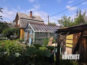 Дом 30м², 2-этажный, участок 6 сот.  