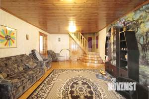 Дом 450м&sup2;, 3-этажный, участок 8 сот.  