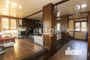 Дом 400м&sup2;, 3-этажный, участок 10 сот.  