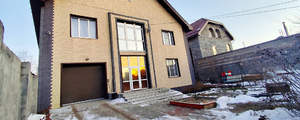 Дом 270м&sup2;, 2-этажный, участок 8 сот.  
