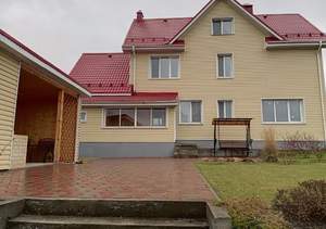 Дом 230м&sup2;, 3-этажный, участок 10 сот.  