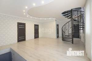 Дом 240м&sup2;, 2-этажный, участок 7 сот.  