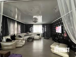 Дом 312м&sup2;, 2-этажный, участок 11 сот.  