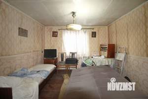Дом 50м&sup2;, 2-этажный, участок 7 сот.  