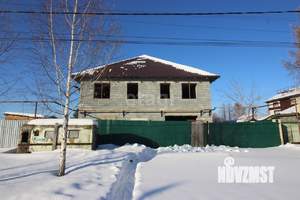 Дом 360м&sup2;, 2-этажный, участок 10 сот.  