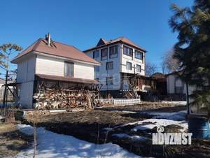 Дом 237м&sup2;, 4-этажный, участок 12 сот.  