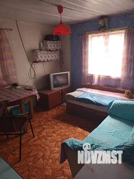 Дом 50м&sup2;, 2-этажный, участок 6 сот.  