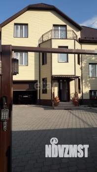 Дом 325м&sup2;, 3-этажный, участок 7 сот.  