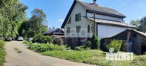Дом 450м&sup2;, 3-этажный, участок 8 сот.  