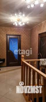Дом 275м², 2-этажный, участок 10 сот.  