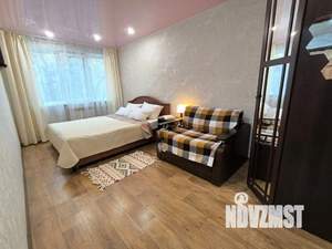 2-к квартира, посуточно, 55м2, 1/1 этаж