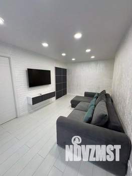 2-к квартира, посуточно, 45м2, 1/1 этаж