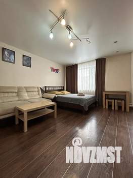 Студия квартира, посуточно, 30м2, 1/5 этаж