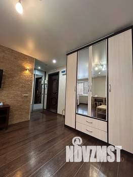 Студия квартира, посуточно, 30м2, 1/5 этаж