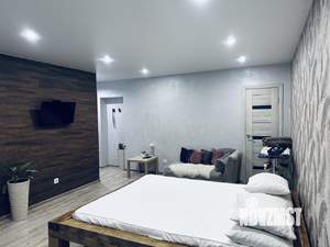 Студия квартира, посуточно, 32м2, 1/5 этаж