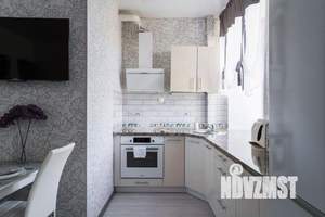 2-к квартира, посуточно, 40м2, 1/1 этаж