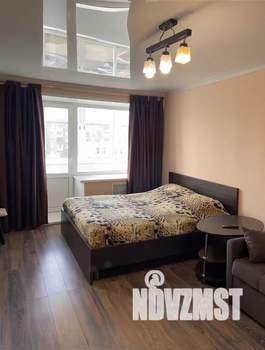 1-к квартира, посуточно, 33м2, 4/5 этаж