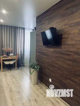 Студия квартира, посуточно, 32м2, 1/5 этаж