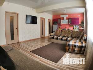 3-к квартира, посуточно, 60м2, 1/5 этаж