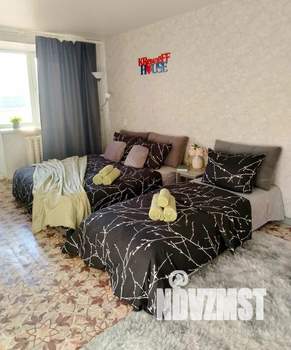 1-к квартира, посуточно, 35м2, 3/5 этаж