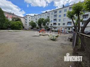 2-к квартира, вторичка, 57м2, 1/5 этаж