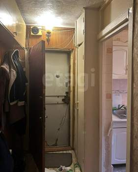 2-к квартира, вторичка, 43м2, 3/5 этаж