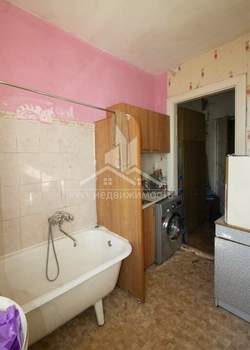 2-к квартира, вторичка, 42м2, 4/4 этаж
