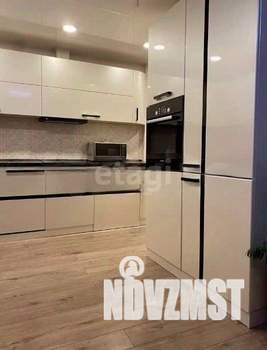 2-к квартира, вторичка, 58м2, 8/15 этаж