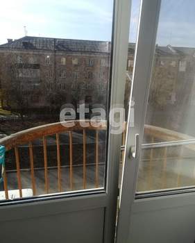 2-к квартира, вторичка, 57м2, 1/4 этаж