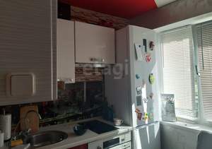 2-к квартира, вторичка, 38м2, 1/4 этаж