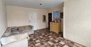 2-к квартира, вторичка, 42м2, 3/5 этаж