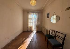 2-к квартира, вторичка, 38м2, 3/3 этаж