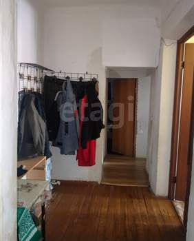 2-к квартира, вторичка, 44м2, 3/3 этаж