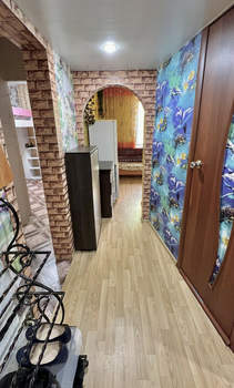 2-к квартира, вторичка, 43м2, 1/4 этаж