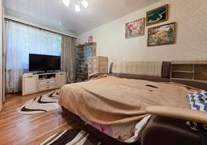 2-к квартира, вторичка, 42м2, 1/5 этаж