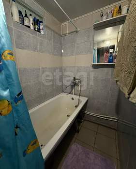 2-к квартира, вторичка, 44м2, 1/5 этаж