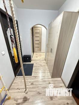 2-к квартира, вторичка, 50м2, 9/9 этаж