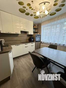 4-к квартира, вторичка, 96м2, 2/5 этаж