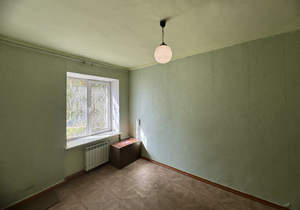 3-к квартира, вторичка, 77м2, 1/4 этаж