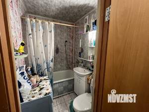 3-к квартира, вторичка, 58м2, 2/5 этаж