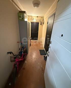3-к квартира, вторичка, 60м2, 1/9 этаж