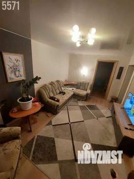 2-к квартира, вторичка, 42м2, 1/5 этаж