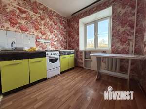 3-к квартира, вторичка, 58м2, 2/5 этаж