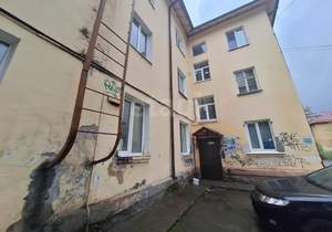 2-к квартира, вторичка, 42м2, 1/3 этаж