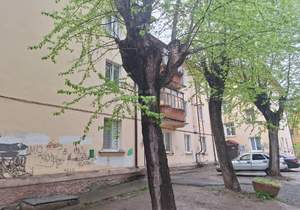 2-к квартира, вторичка, 42м2, 1/3 этаж